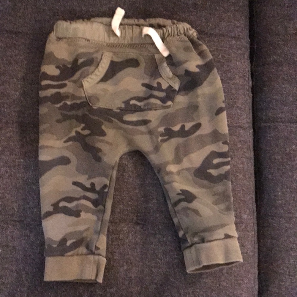 Baby camo harem sweats